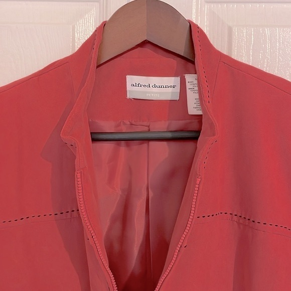 Alfred Dunner Portobello Road Jacket 12 Rose, Size 16P - Picture 4 of 7